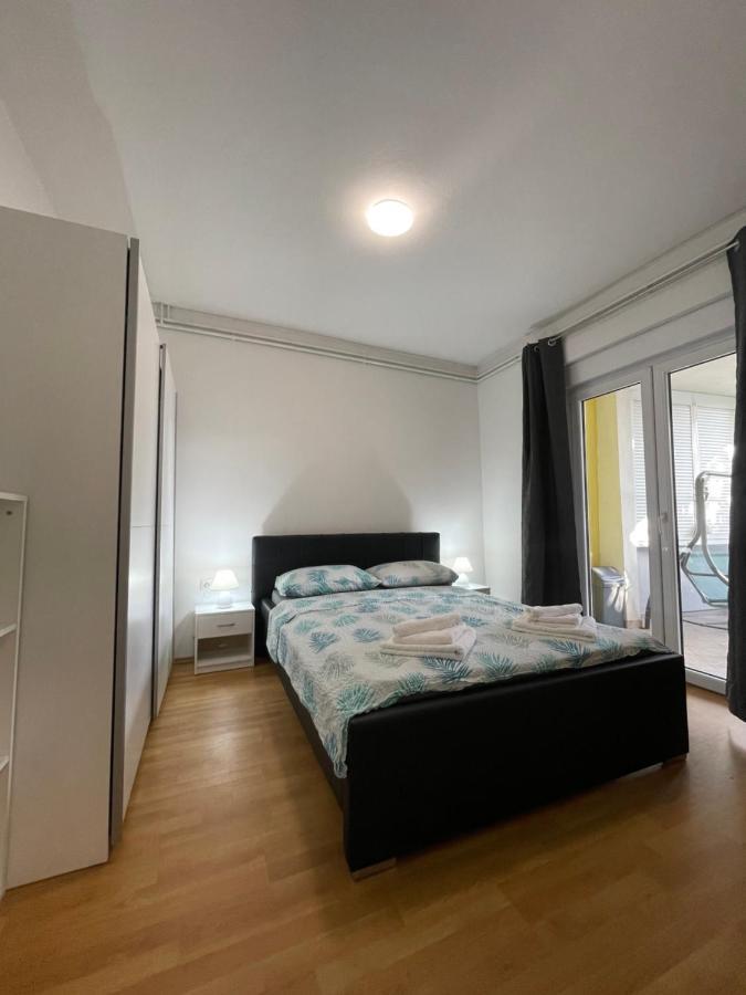 Apartment Holiday Ζαντάρ Εξωτερικό φωτογραφία